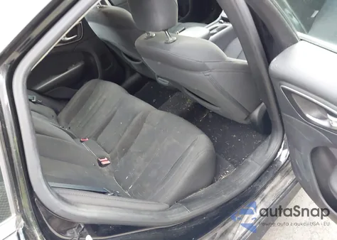 2015 Chrysler 200 Limited z USA, uszkodzony, nr VIN 1C3CCCAB3FN759618